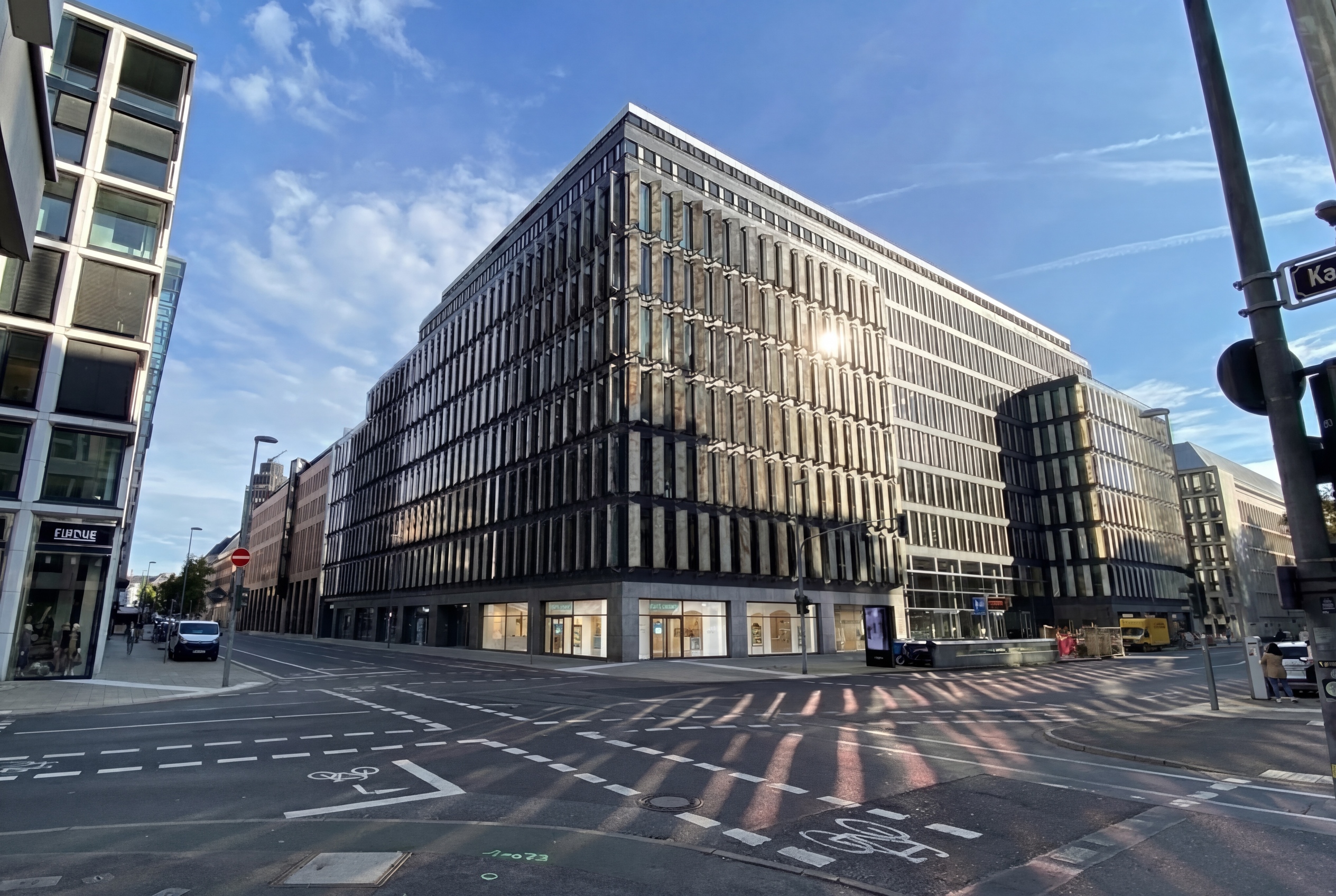 dr-med-schrammek-headquarters-duesseldorf Dr. Schrammek Headquarter